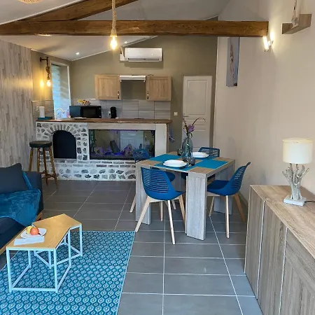 Les 4 Seasons, Agreable Avec Terrasse Et Jardin La Croix Bigot
