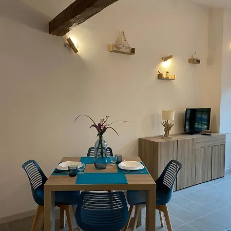 Les 4 Seasons, Agreable Avec Terrasse Et Jardin Holiday home *