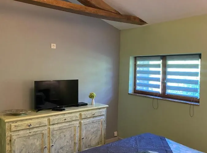 Les 4 Seasons, Agreable Avec Terrasse Et Jardin La Croix Bigot