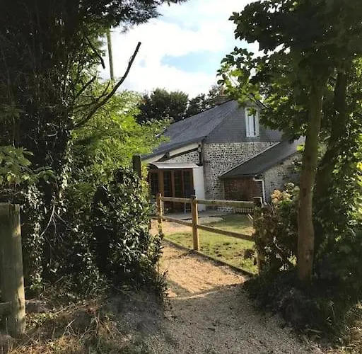 Holiday home Les 4 Seasons, Agreable Avec Terrasse Et Jardin *