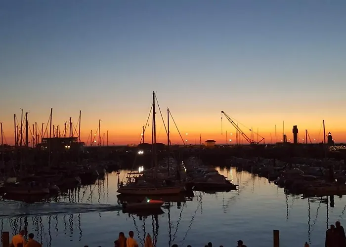 Holiday home Les 4 Seasons, Agreable Avec Terrasse Et Jardin La Croix Bigot